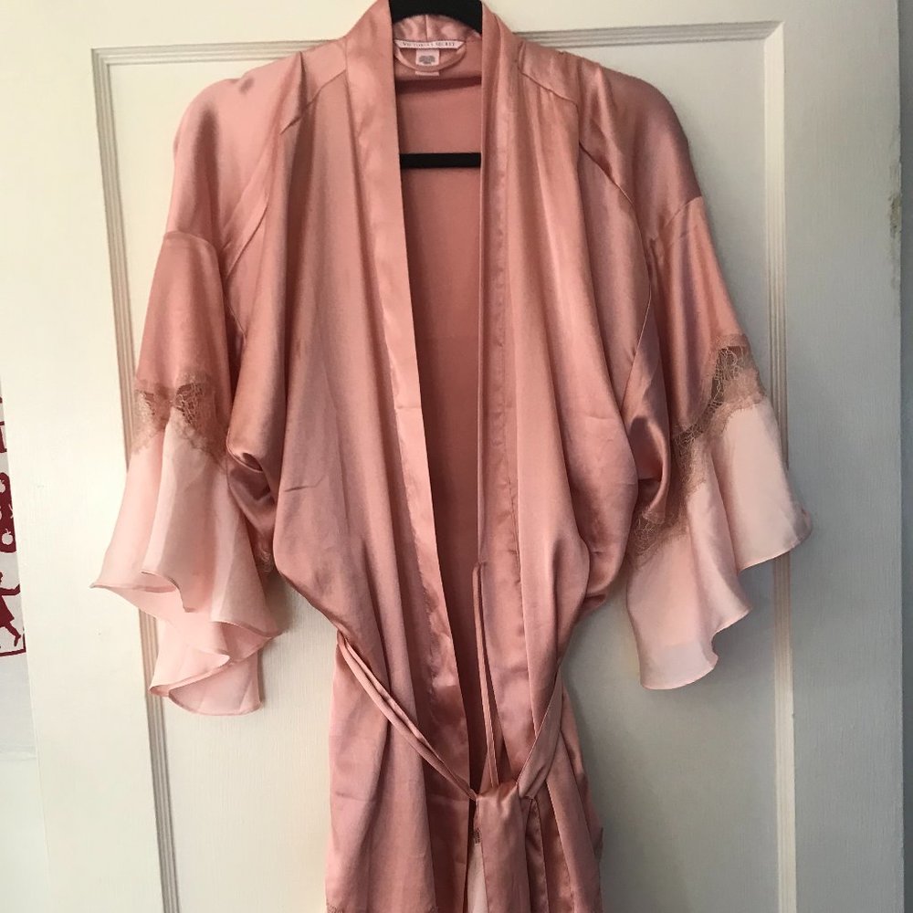 Victoria' Secret Flounce Robe